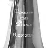 Handgravur auf Zinn je Zeichen